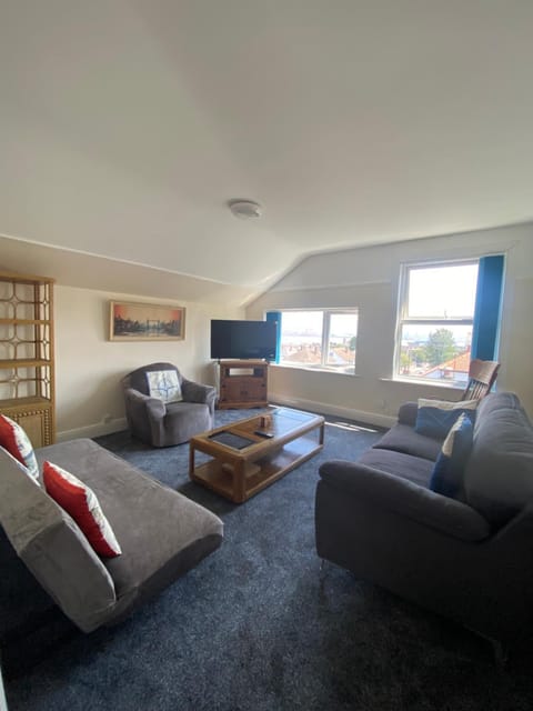Superior, spacious apartment in New Brighton, near Liverpool Apartment in Wallasey