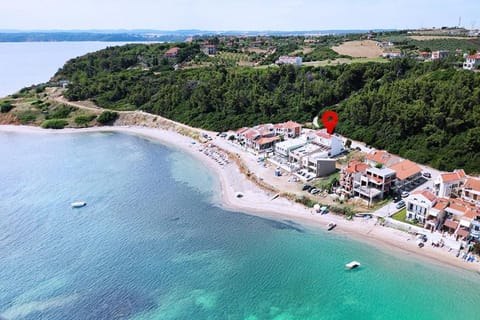 Day, Neighbourhood, Natural landscape, Bird's eye view, Beach