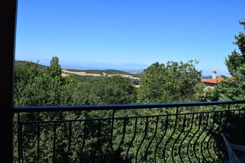 View (from property/room), Balcony/Terrace