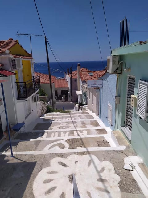 Property building, Neighbourhood, Sea view