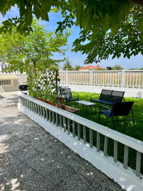 Spring, Day, Garden, Garden view