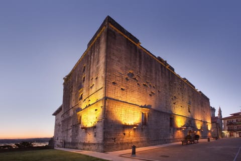 Property building, Facade/entrance, Sunset