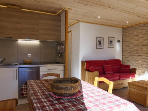 Kitchen or kitchenette, Living room, Dining area