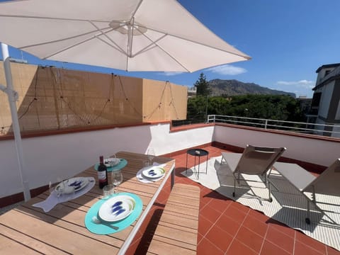 Natural landscape, View (from property/room), Balcony/Terrace, Mountain view, sunbed