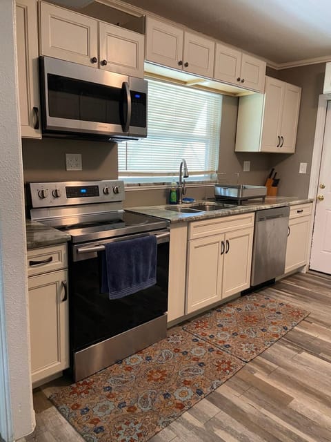 2-bedrooms Home in Melbourne & 5mins to the beach! House in Melbourne