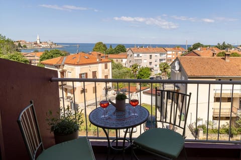 Day, View (from property/room), Balcony/Terrace, City view