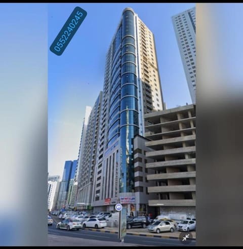 AlNahda Border SHJ-DXB -ZAMAZM GuestHouse Bed and Breakfast in Al Sharjah