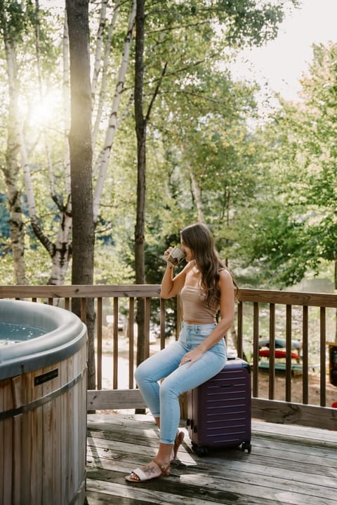 Natural landscape, Hot Tub, Balcony/Terrace