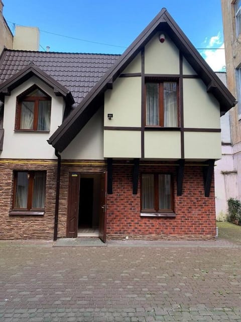 Property building, Balcony/Terrace