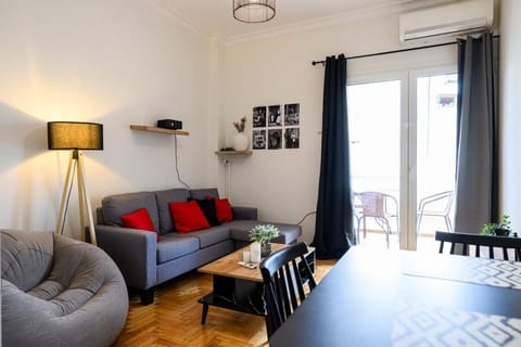 Patision cinema apartment Apartment in Athens