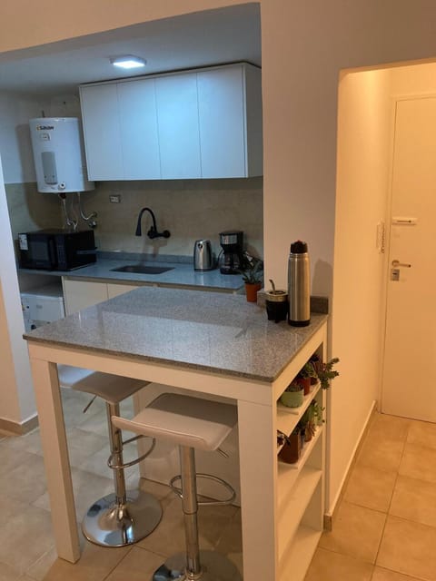 Coffee/tea facilities, Kitchen or kitchenette, minibar, oven, toaster