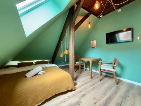 TV and multimedia, Bedroom