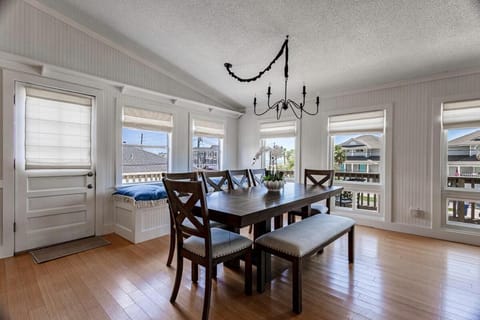 The Driftwood Home at Amelia House in Fernandina Beach