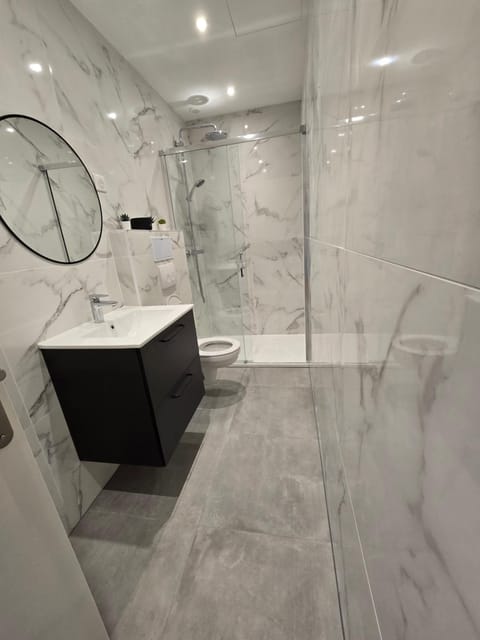 Shower, Toilet, Bathroom