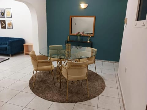 Luxury 2-Bedroom Family Apartment on Buhaira Corniche Apartment in Al Sharjah