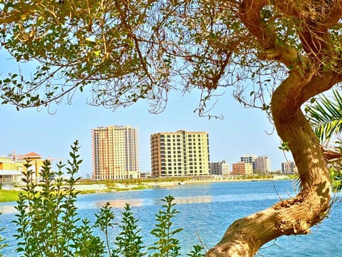Property building, Natural landscape, Lake view, River view