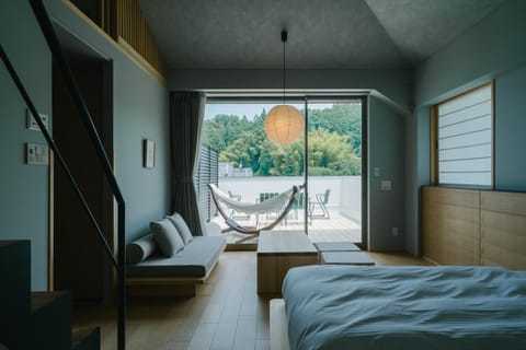 Bed, Living room, Photo of the whole room, Bedroom