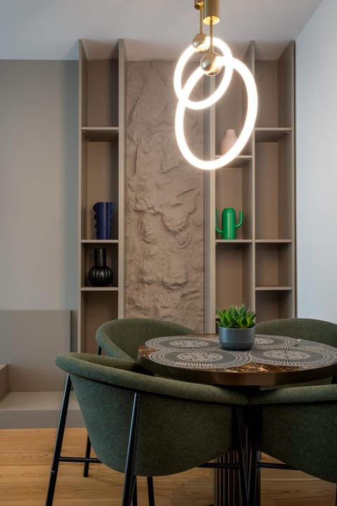 Living room, Dining area