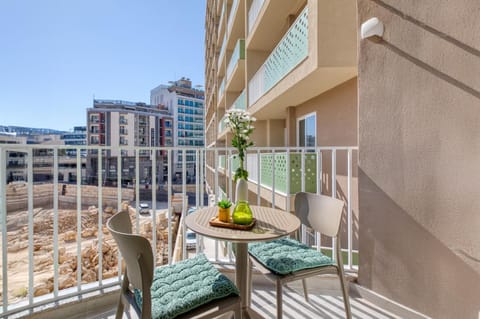 Property building, Day, View (from property/room), Balcony/Terrace