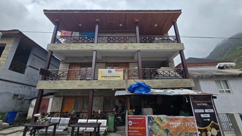 Property building, Day, View (from property/room), Balcony/Terrace, Mountain view
