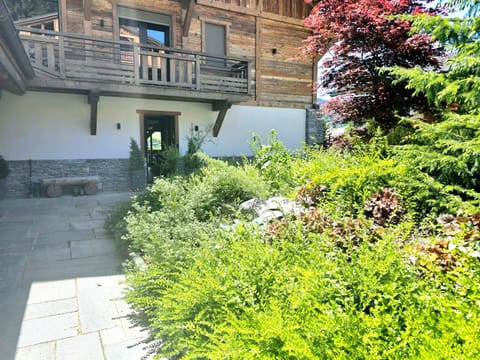 Property building, Garden, Garden view