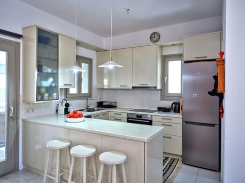 The Sunset Nest Apartment in Naousa