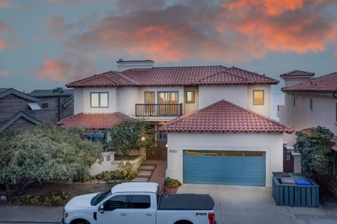 4 Bedroom With Pool House in Oceanside