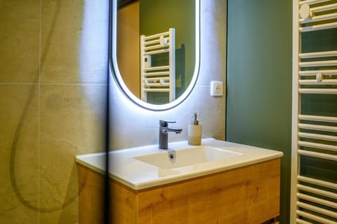 Le 16-Appart'Hôtel-GregIMMO Apartment in Montbéliard