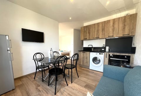 Living room, kitchen