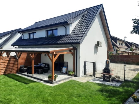 Na Skraju - Pogorzelica - Domki Rekreacyjne lokal D House in West Pomeranian Voivodeship, Poland