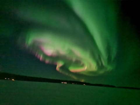 Natural landscape, View (from property/room), Decorative detail, Lake view