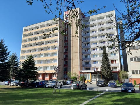Property building, Parking