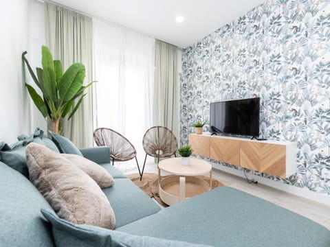 Communal lounge/ TV room, Living room, Seating area