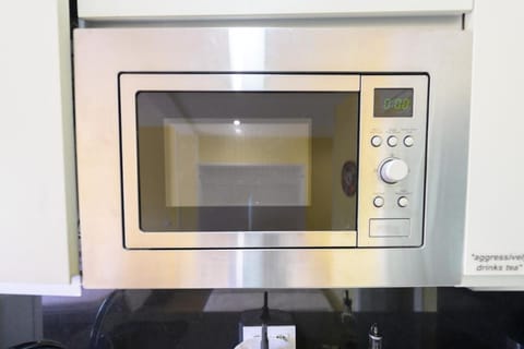 Studio with balcony Everything you need Temporary AMA144 Apartment in Centro