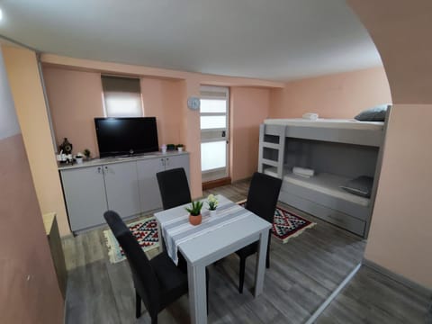 Communal lounge/ TV room, Bed, Seating area, Bedroom