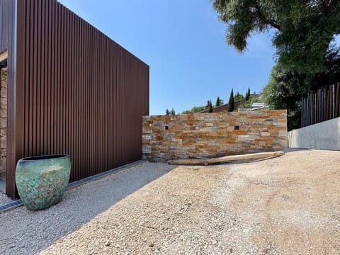 Villa la Caladine in a quiet location Villa in Bormes-les-Mimosas