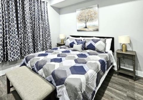 Bed, Photo of the whole room, Bedroom