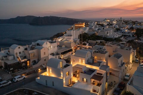 AetherOia Suites Apartment in Oia