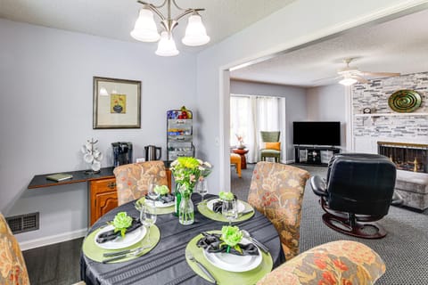 Retreat with Fenced Backyard in Kingsport! House in Kingsport