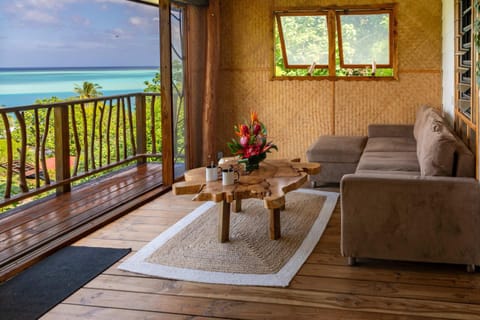 Natural landscape, View (from property/room), Balcony/Terrace, Living room, Sea view
