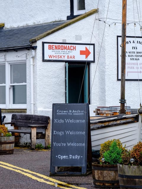 Property building, Property logo or sign, Street view