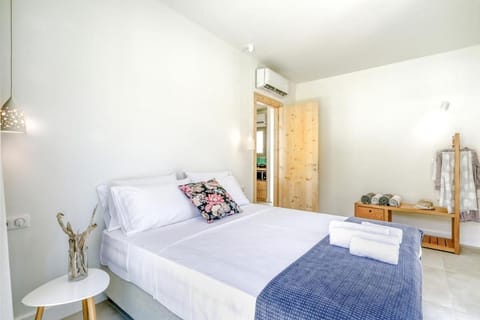 Kumquart Estate-Lemon- 4 bed apartment Apartment in Corfu, Greece