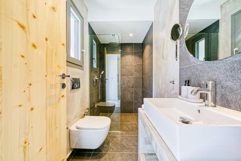 Kumquart Estate-Lemon- 4 bed apartment Apartment in Corfu, Greece