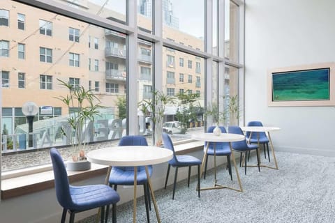 CozySuites - Current at the Banks Apartment in Covington