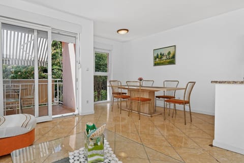 Balcony/Terrace, Living room, Dining area