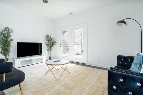 Your Cozy 2BD Whitestown Apartment in Indiana