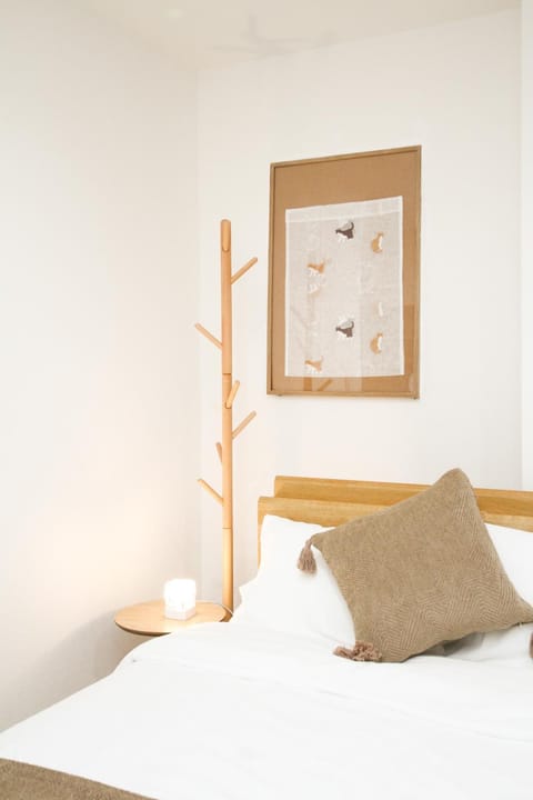 Bed, Decorative detail, Bedroom