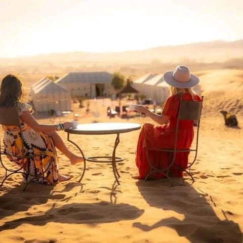 Day, People, Natural landscape, Guests, group of guests
