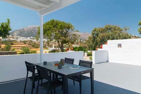 Patio, Day, View (from property/room), Balcony/Terrace