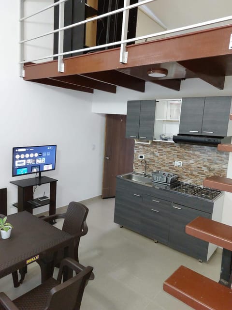 TV and multimedia, Kitchen or kitchenette, Dining area